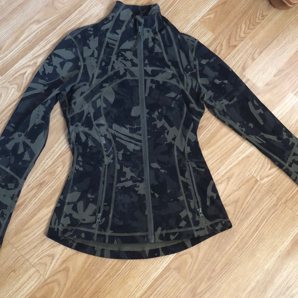 Lululemon sweater